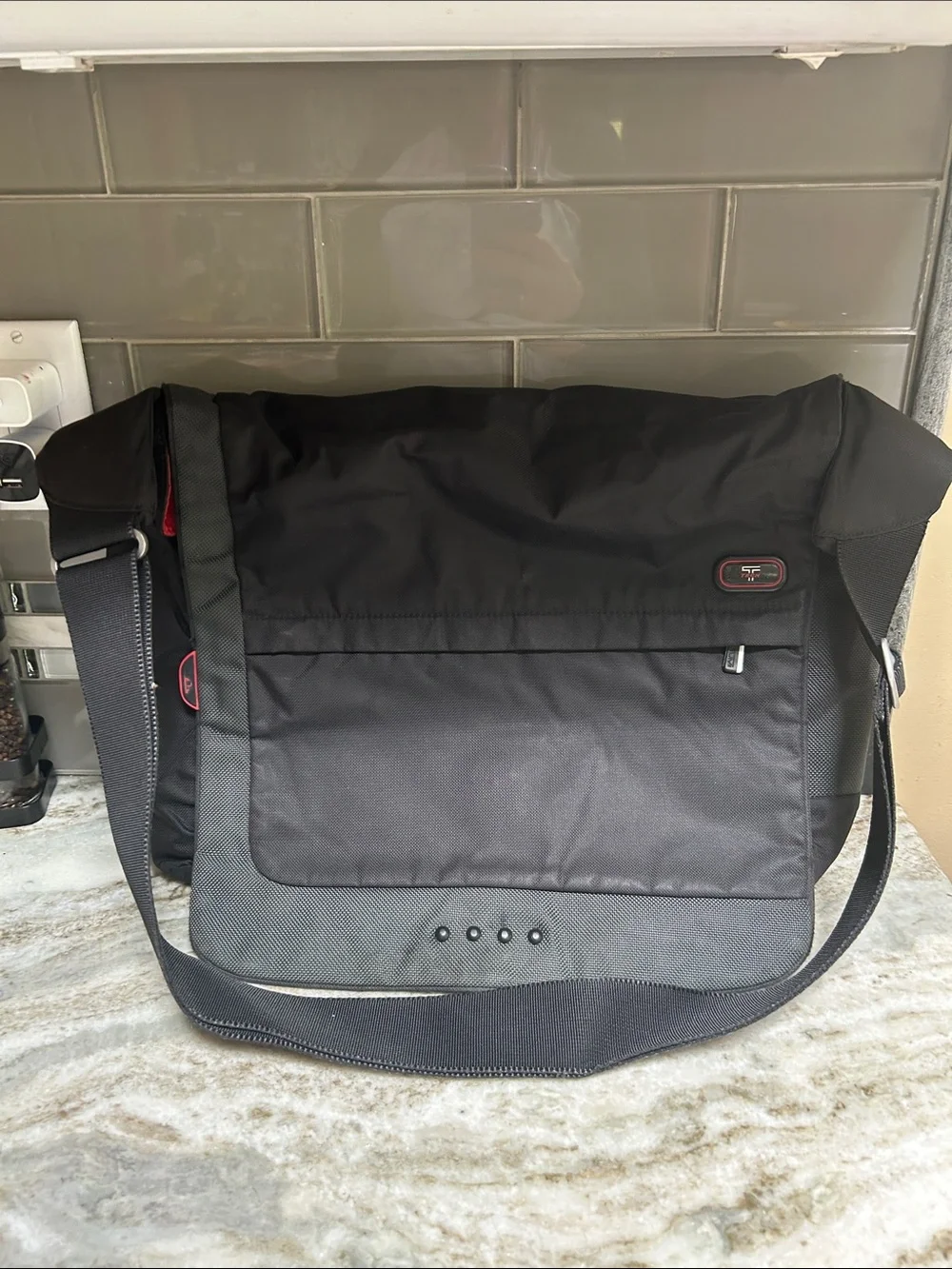 TUMI T-TECH MESSENGER Bag Shoulder Strap LAPTOP Work briefcase  padded